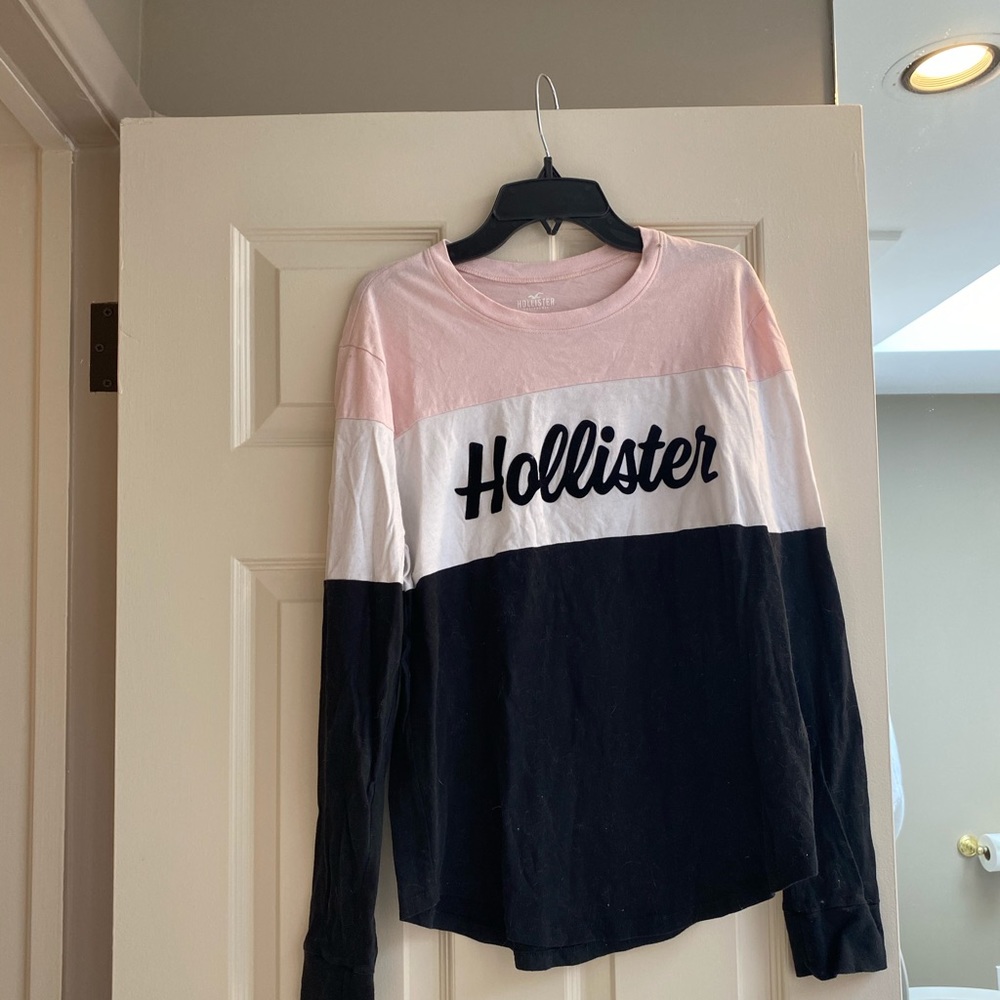 Long sleeve light weight Hollister T-shirt